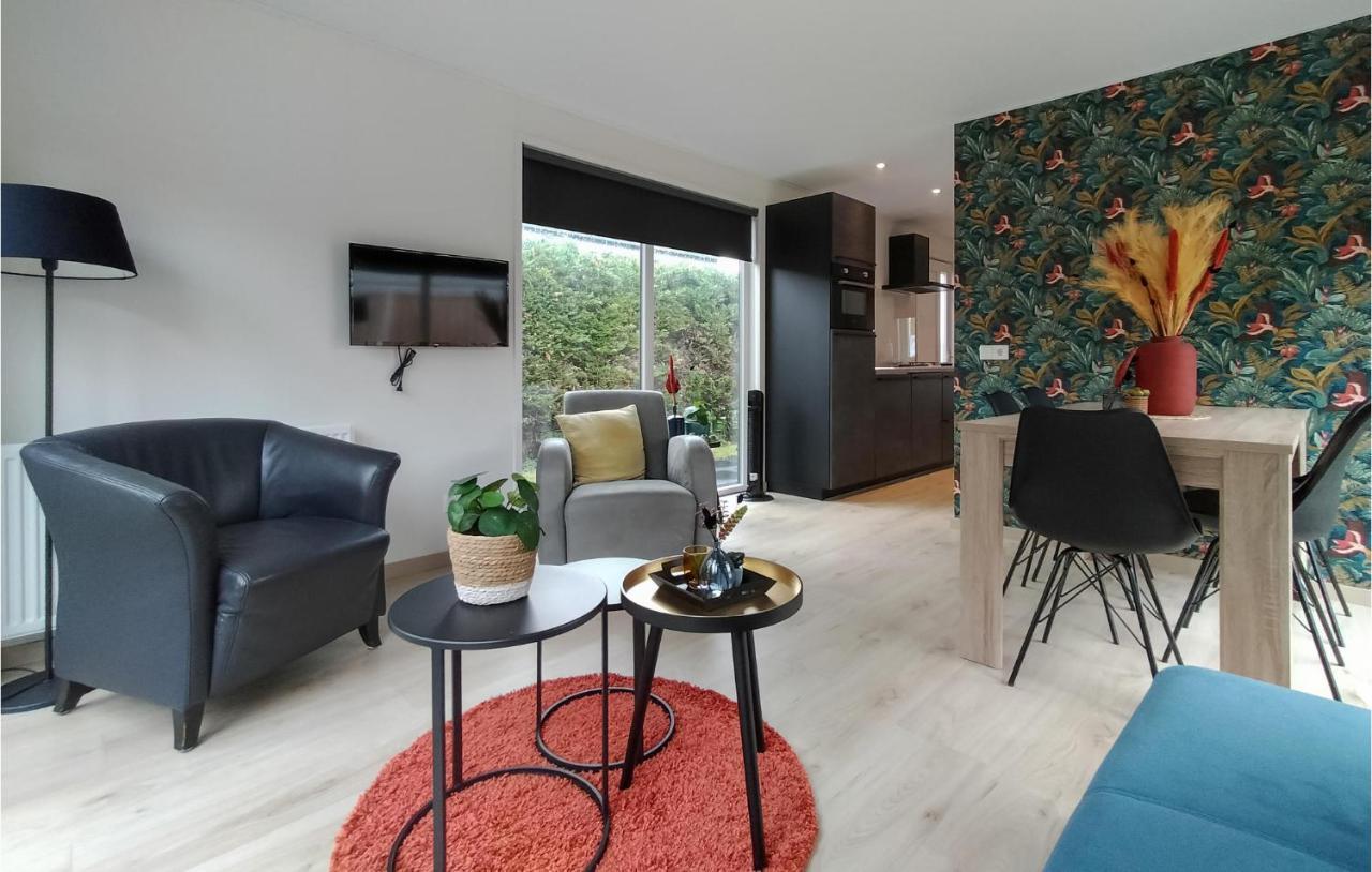 2 Bedroom Awesome Home In Heinkenszand 外观 照片