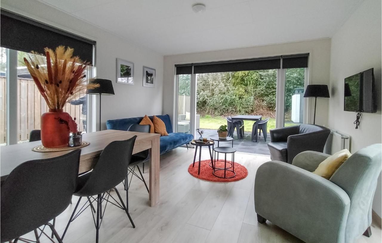 2 Bedroom Awesome Home In Heinkenszand 外观 照片
