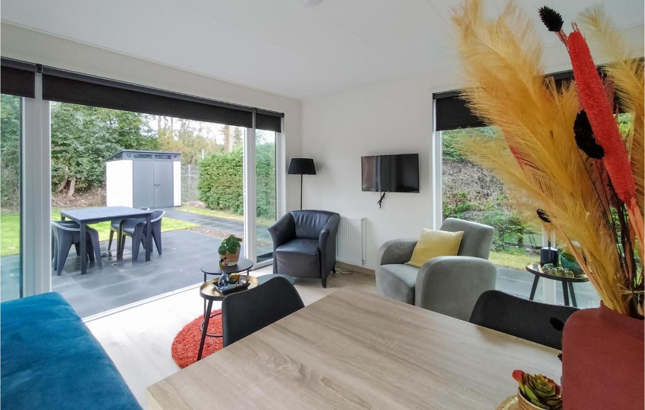 2 Bedroom Awesome Home In Heinkenszand 外观 照片